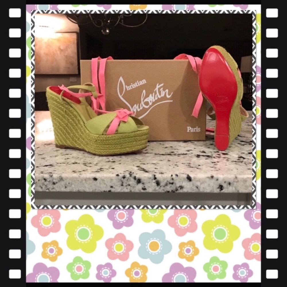 💕CHRISTIAN LOUBOUTIN WEDGES💕